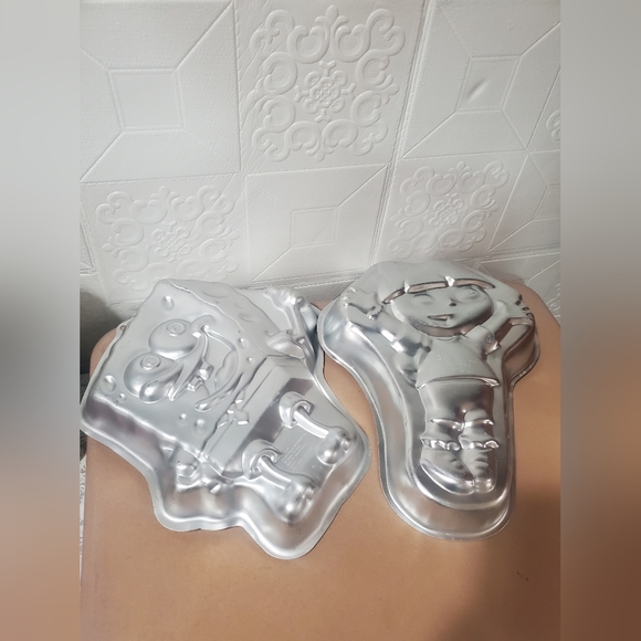 Vintage Dora And spongebob Metal Cake Pan Dessert Mold Nickelodeon - Picture 2 of 4
